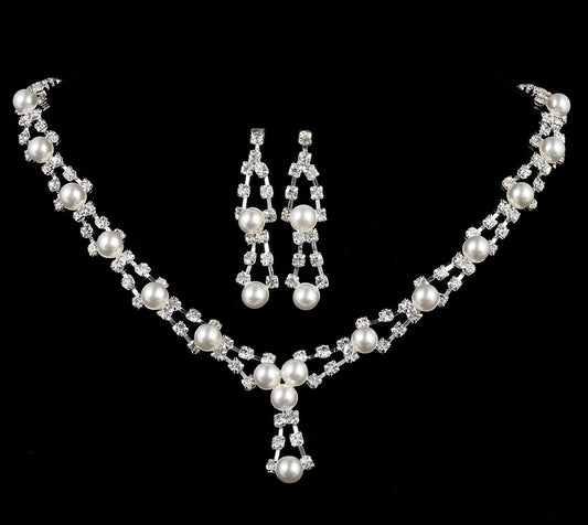 Pearl and Rhinestone Bridal Jewelry Set