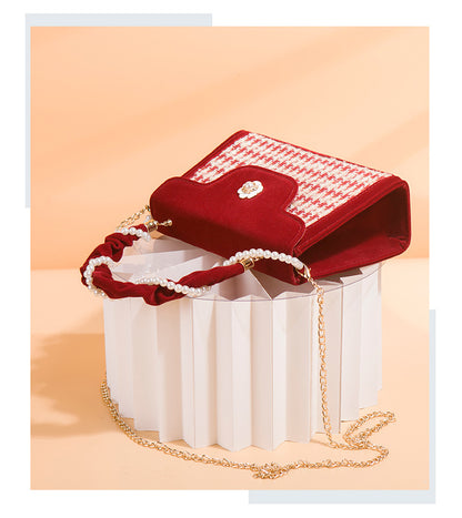 Elegant Red Niche Bridal Bag