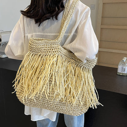 Straw Woven Large Capacity Tassel Shoulder Bag