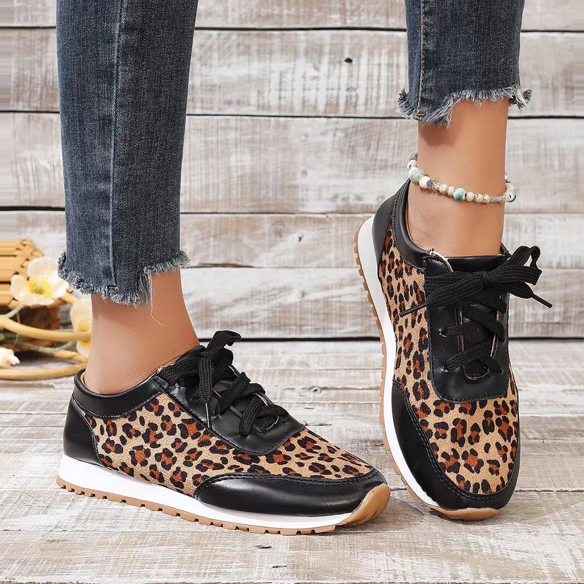 Leopard Print Lace-Up Casual Sports Shoes