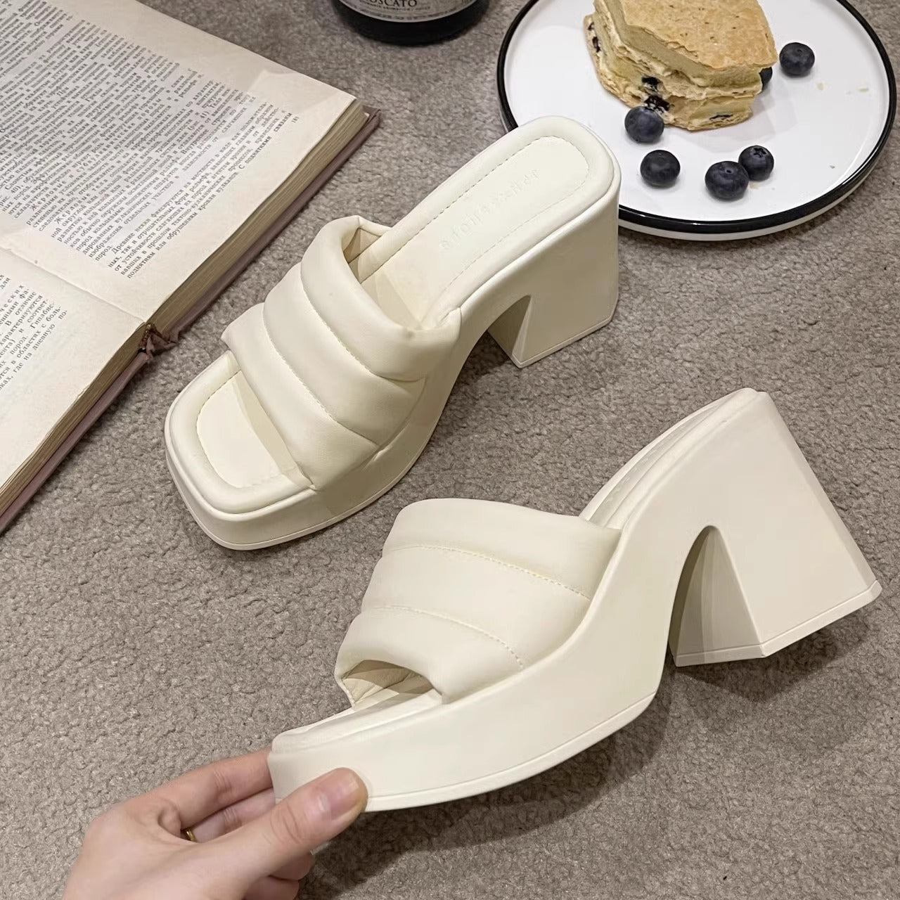 Chunky Heel Outdoor Slippers