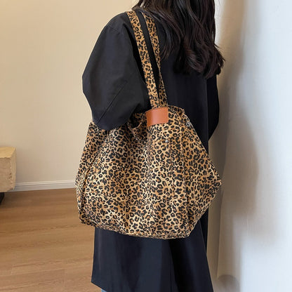 Large Capacity Leopard Print Canvas Tote Bag