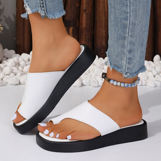 Women's Thick-soled Clip Toe Flat Slippers