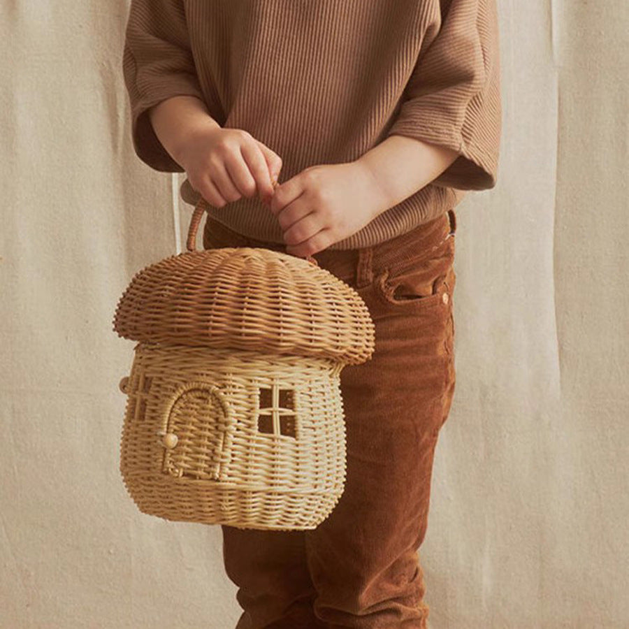 Wind Acorn Pure Hand-woven Rattan Hand Bag Mushroom